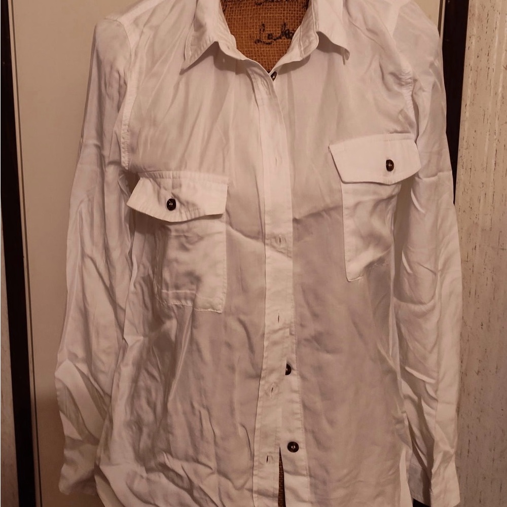 Love Tree Classic White Shirt